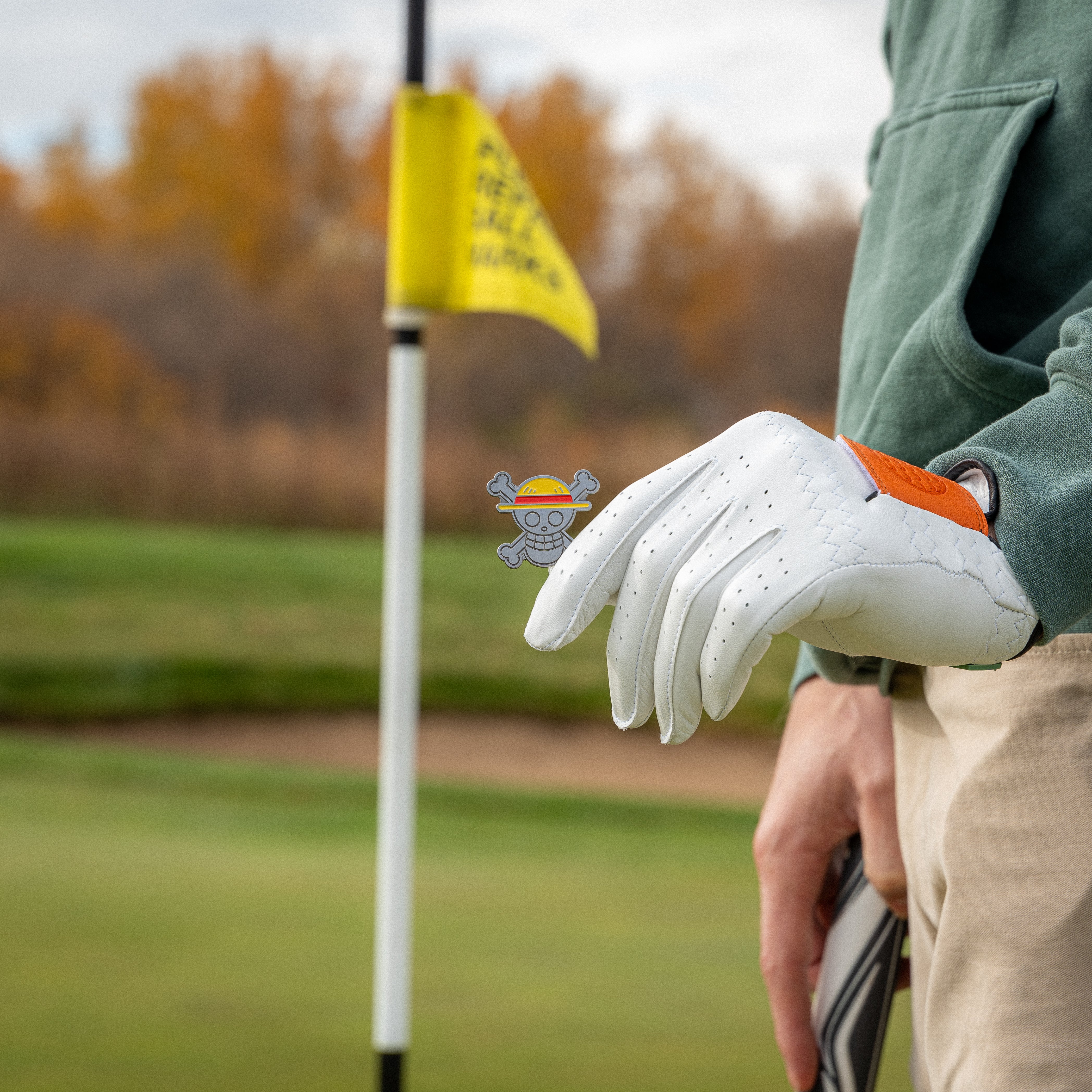 BLACKOUT Straw Hat Ball Marker (Limited Edition)